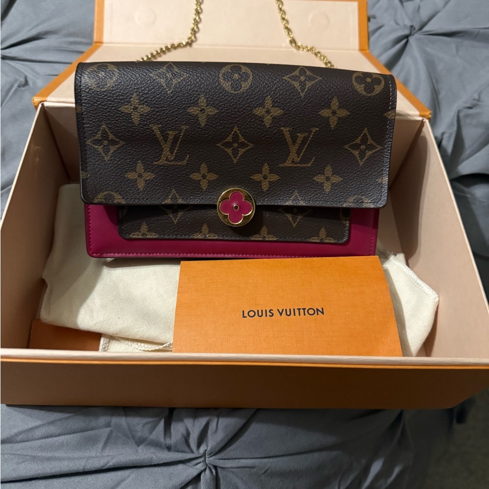Louis Vuitton Monogram Canvas Crossbody with Pink Trim and Gold Chain
